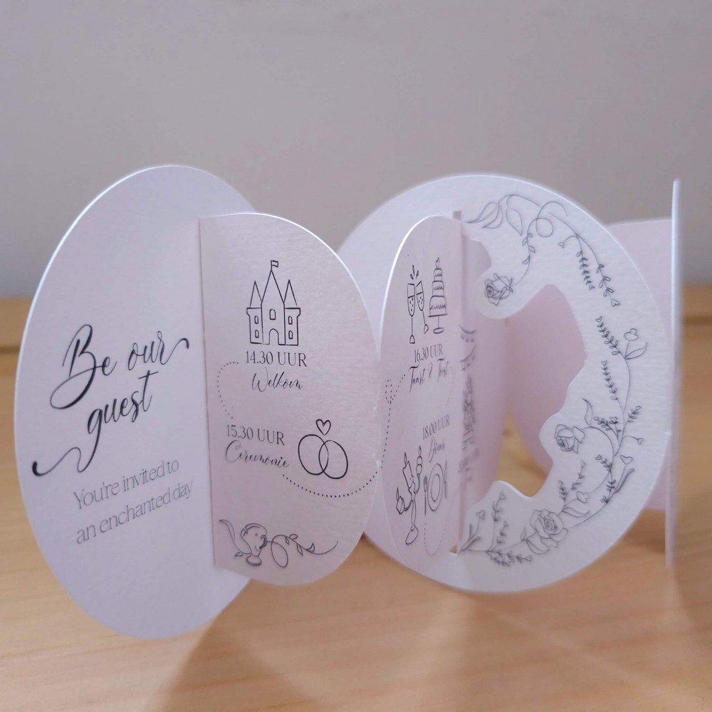 POP-UP Drieluik Trouwkaart - Disney Inspired Be our Guest