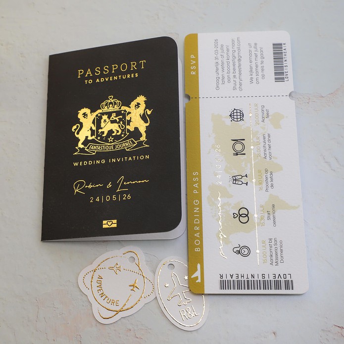 FOLIE STAPEL Trouwkaart - Paspoort met Boarding Pass Blauw en Goud